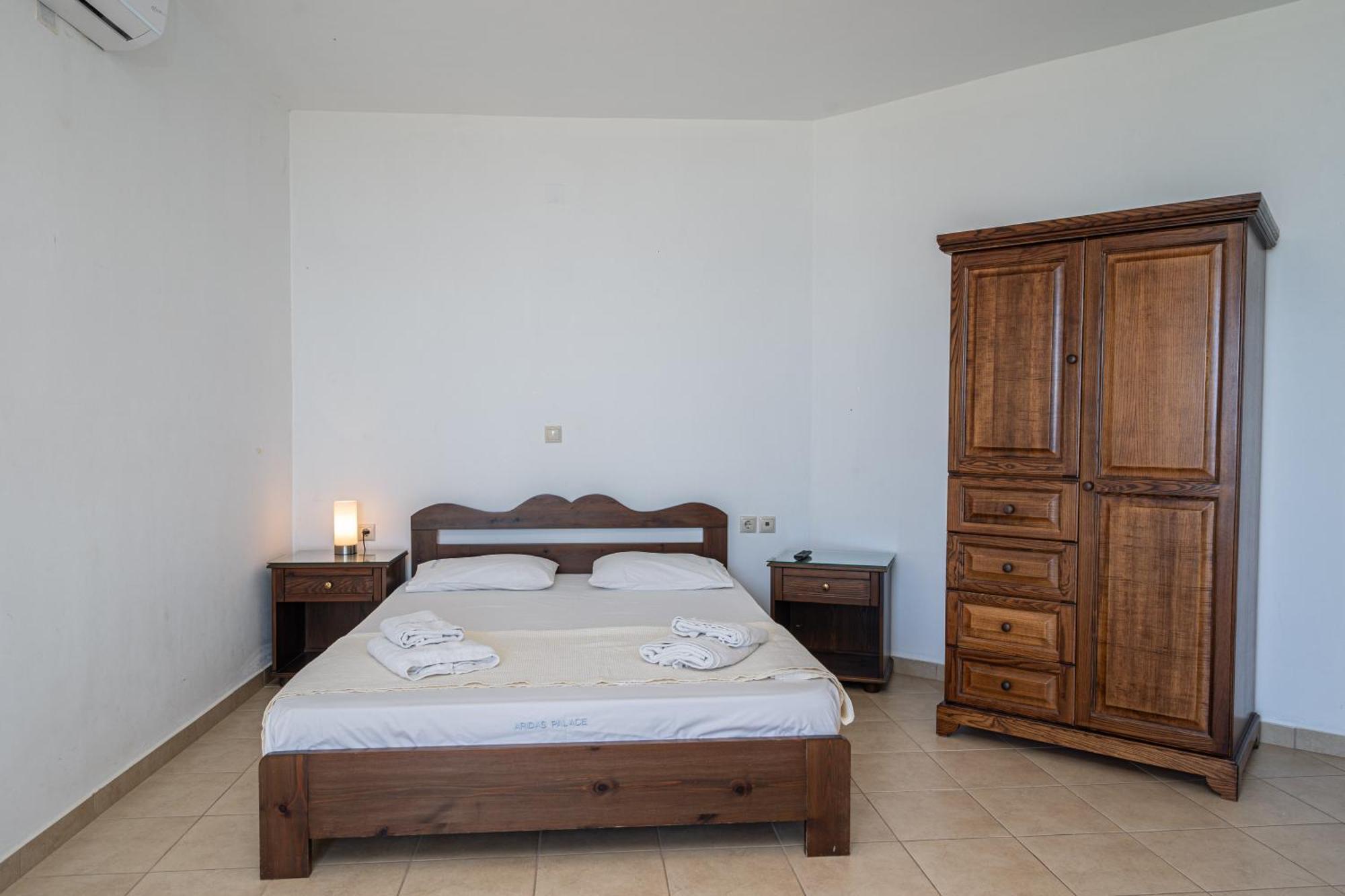 Aridas At The Appartement Lourdata (Kefalonia)